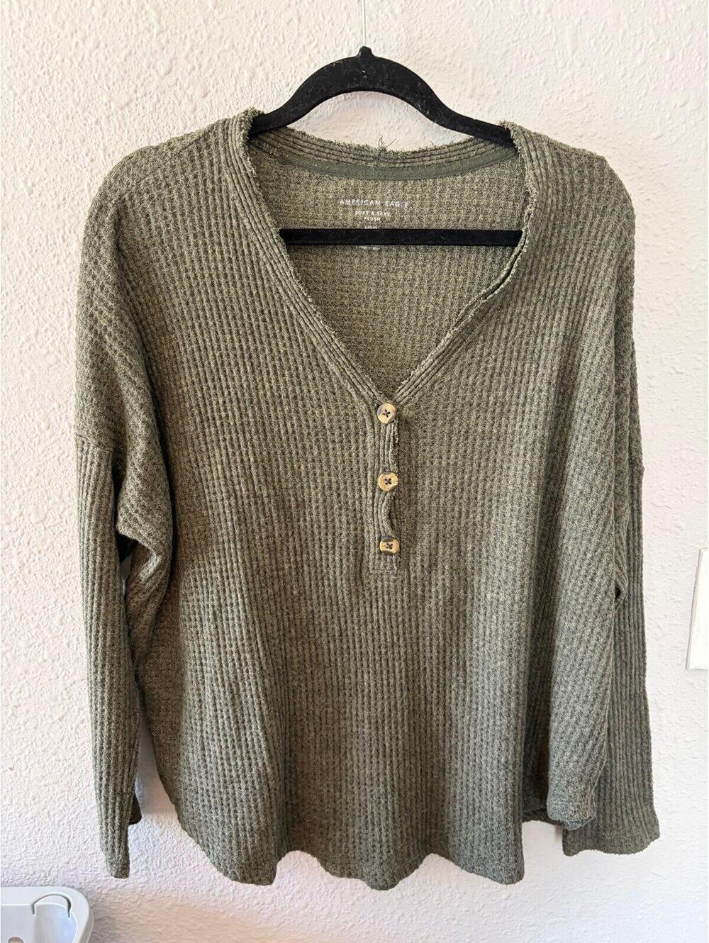 American Eagle Soft & Sexy Plush Ribbed Green Long Sleeve size L